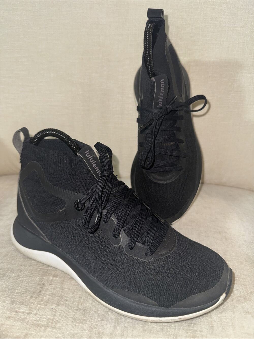 Womens Lululemon Chargefeel Workout Mid Top Gray Running Gym Shoes Size 5.5